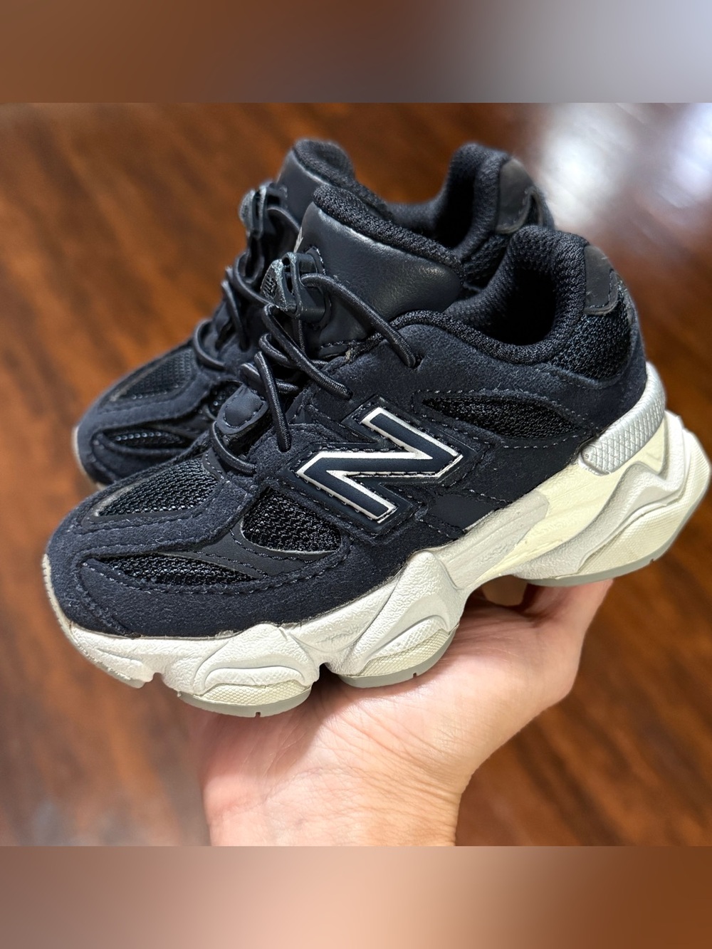 New Balance 9060 Toddler Sneakers Size 6 Navy Blue Bungee Athletic Sneakers